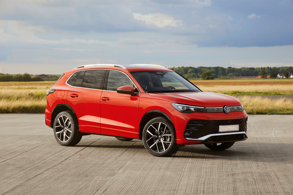VW Tiguan von schräg rechts